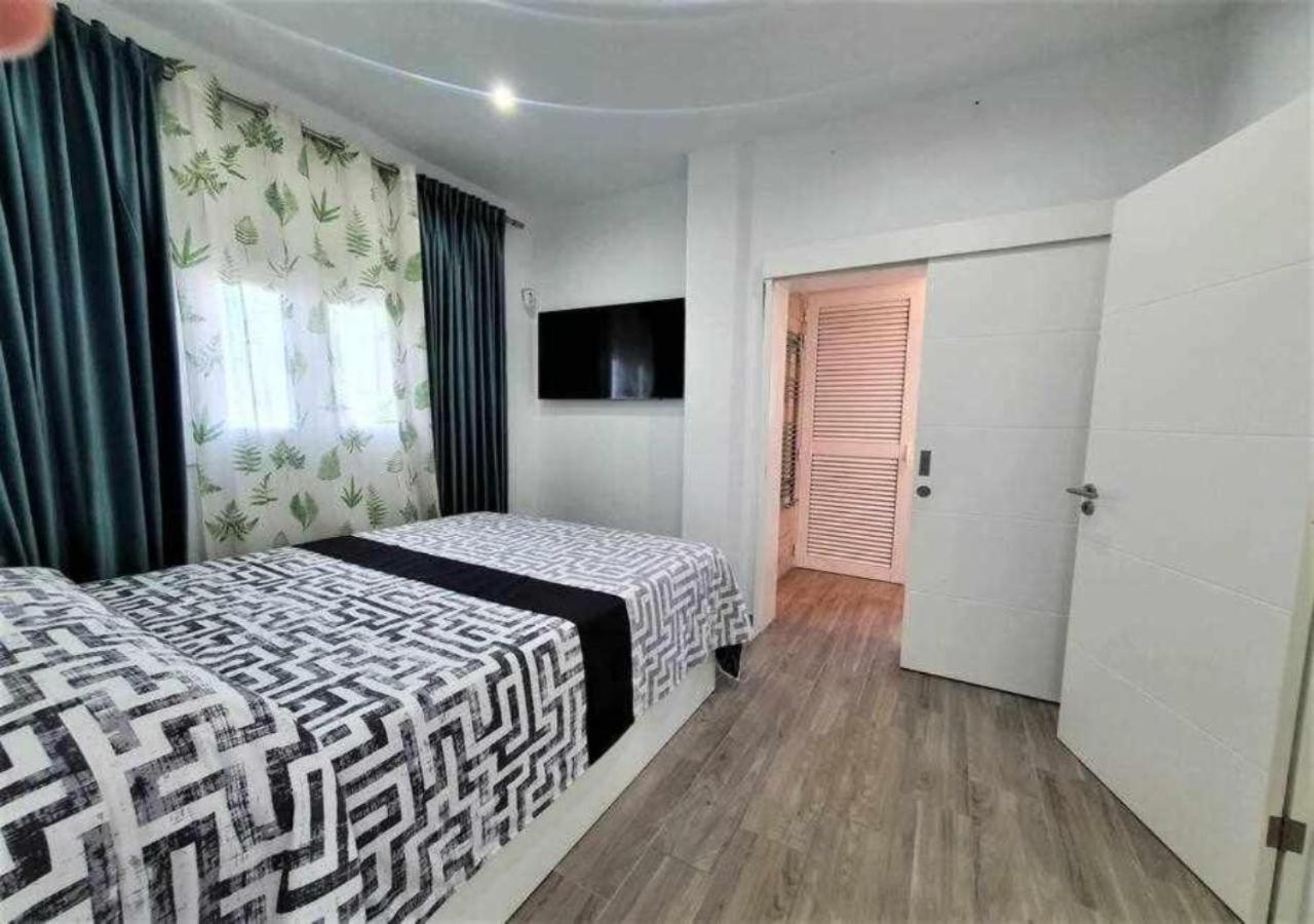 Escape To Finca Conejo, Typical Canarian House Private Jacuzzi, Sauna, Gym, Finca Conejo Taucho By Aqua Vista Tenerife 아데제 외부 사진