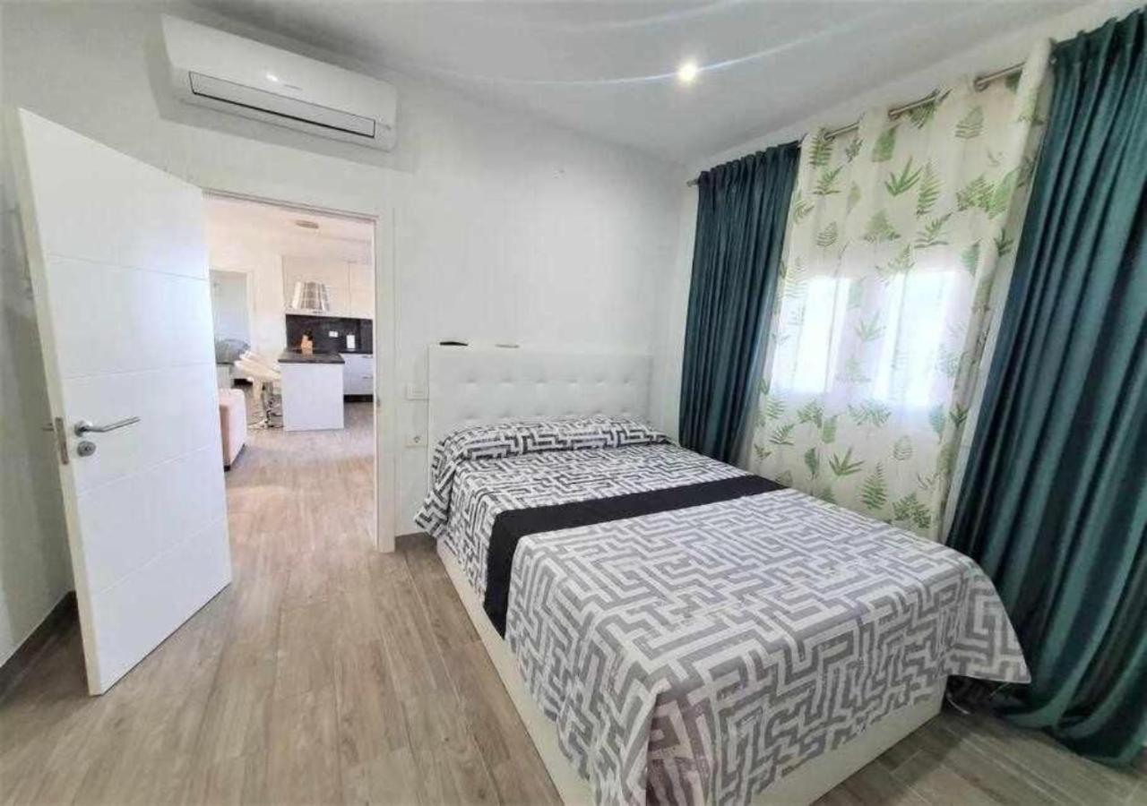 Escape To Finca Conejo, Typical Canarian House Private Jacuzzi, Sauna, Gym, Finca Conejo Taucho By Aqua Vista Tenerife 아데제 외부 사진