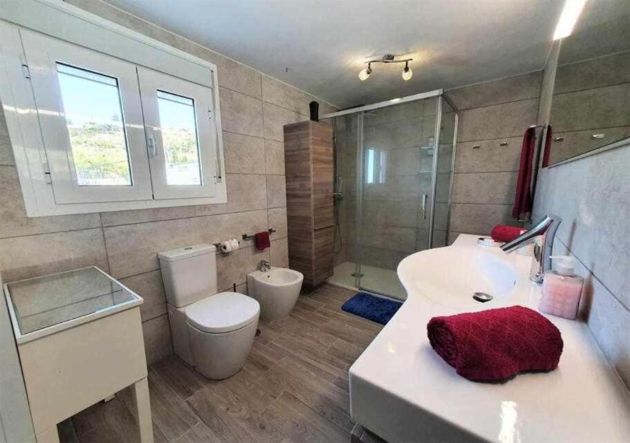 Escape To Finca Conejo, Typical Canarian House Private Jacuzzi, Sauna, Gym, Finca Conejo Taucho By Aqua Vista Tenerife 아데제 외부 사진
